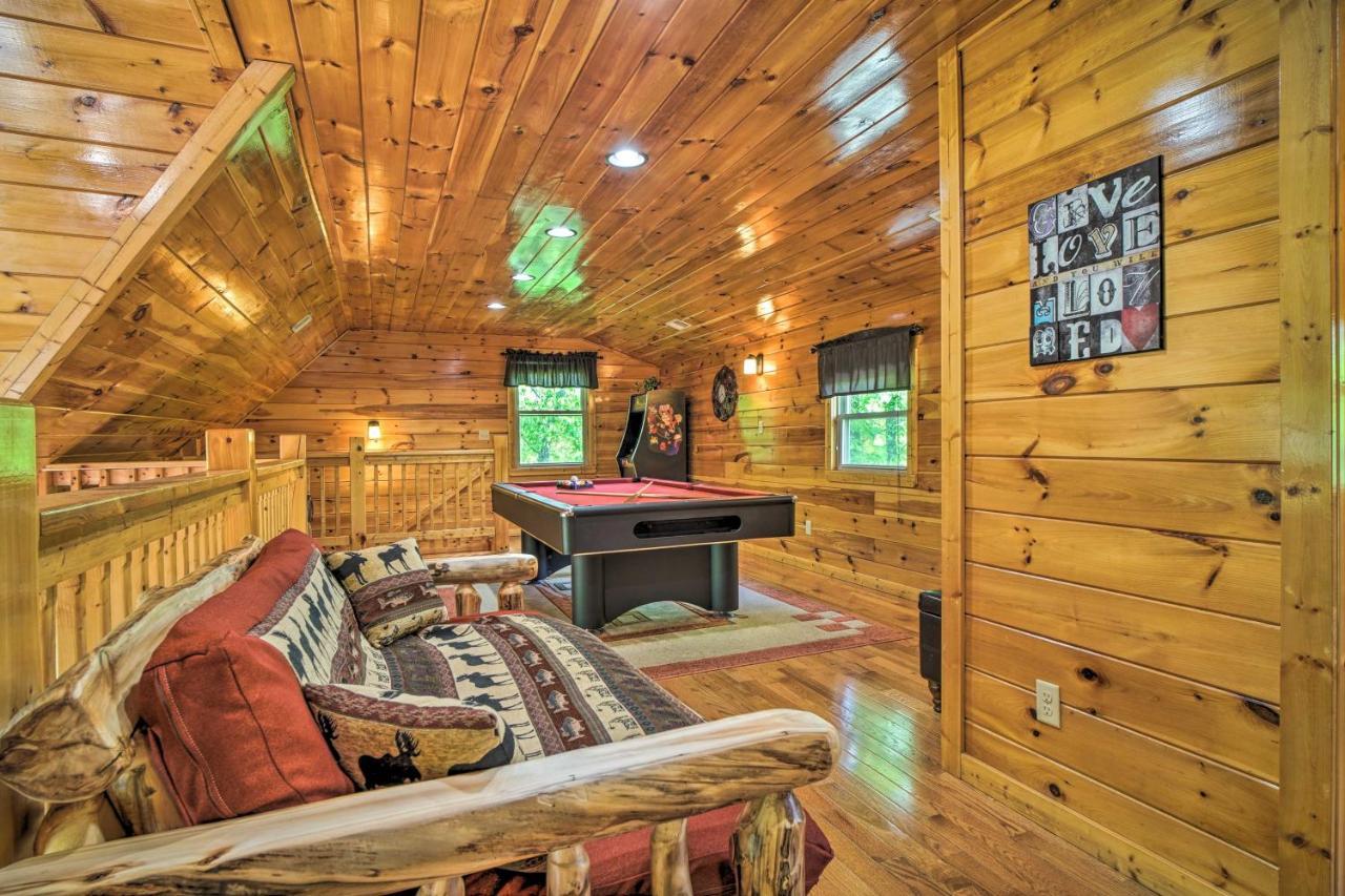 Pigeon Forge Cabin Sauna, Saltwater Pool And Views! Sevierville Ngoại thất bức ảnh