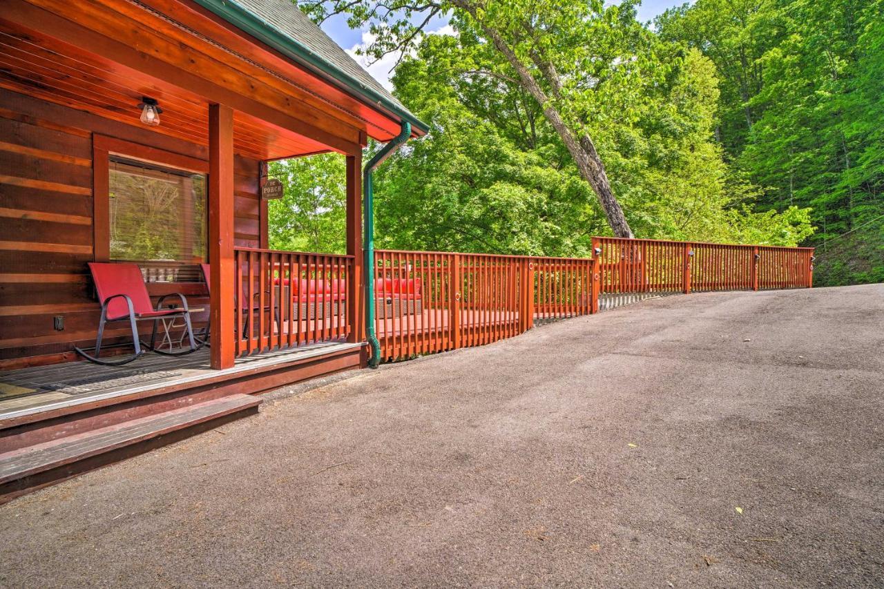 Pigeon Forge Cabin Sauna, Saltwater Pool And Views! Sevierville Ngoại thất bức ảnh