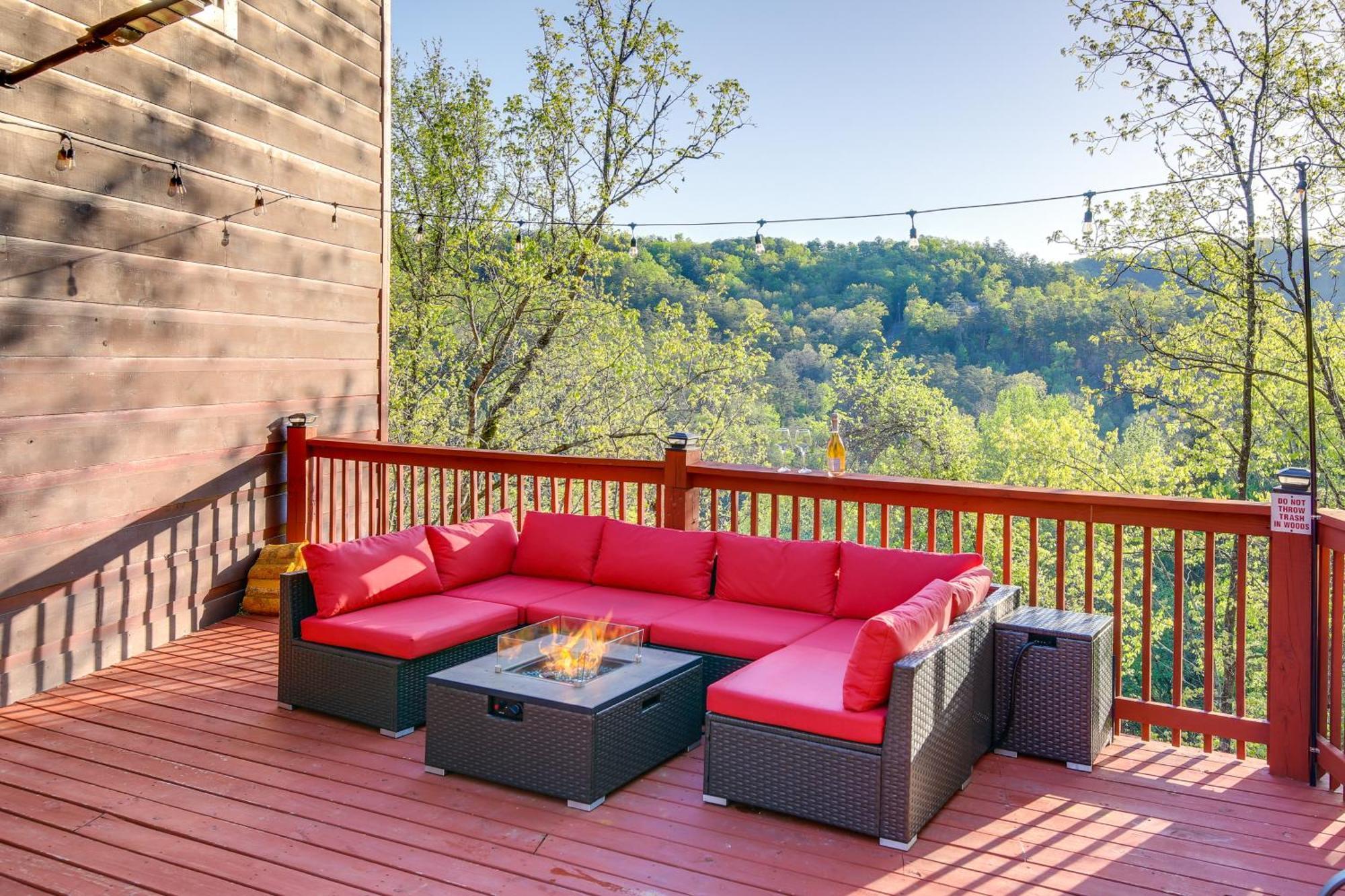 Pigeon Forge Cabin Sauna, Saltwater Pool And Views! Sevierville Ngoại thất bức ảnh